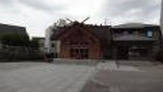 お隣りはマンションでした。