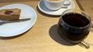 ブルーボトルコーヒー  梅田茶屋町カフェ