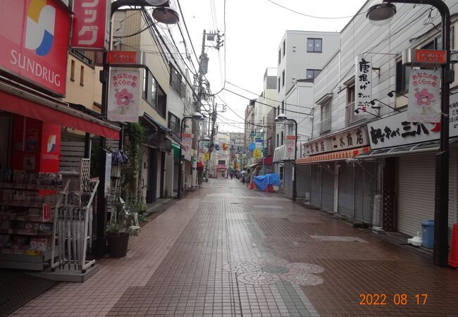 地元の方に愛されている商店街という印象を受けました。