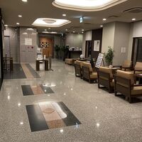 ロビーも広め