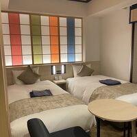 金沢に息づく伝統の加賀五彩、武家文化、百万石の栄華を再現