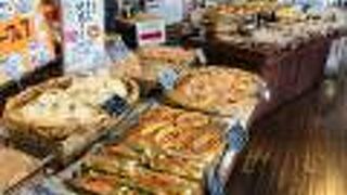 口コミを読んでパンをカフェで