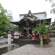 境内社に珍しい瑜伽神社がありました。