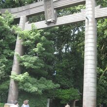 「高千穂神社」の鳥居です