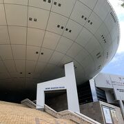 ハイカラな建物です。