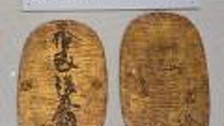 世界最大の金貨など