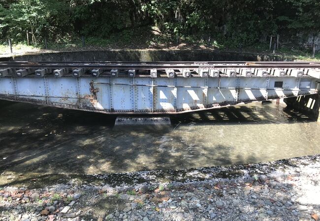 旧国鉄越南線北農駅機関車転車台（岐阜県郡上）：現長良川鉄道北農駅に