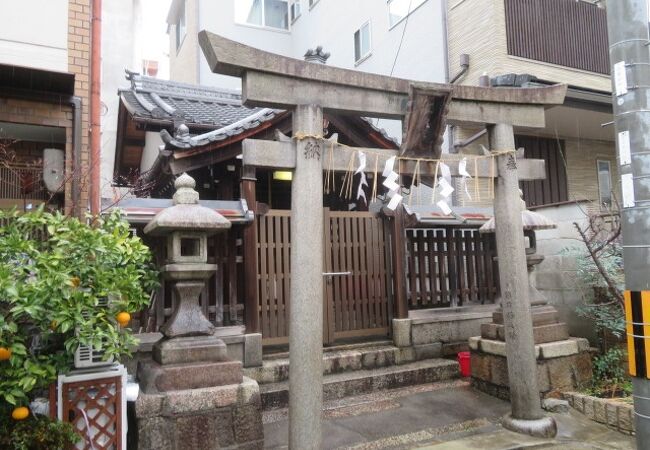 菅大臣神社の近くです