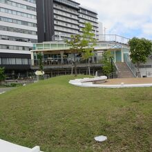 水上公園にあるレストラン「シップス・ガーデン」