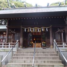 用賀神社