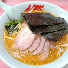 味噌ネギチャーシュー麺（1050円）