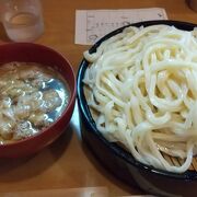 人気のつけ汁うどん専門店