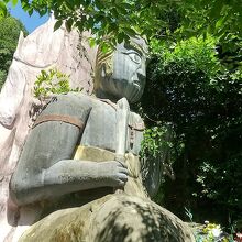 滝の上の不動明王