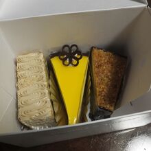 ケーキ箱をあけたところ。