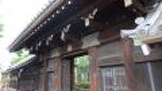 旧徳島藩主蜂須賀の門