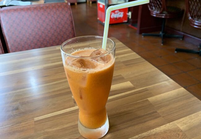 その場で絞る生野菜ジュース