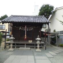 薬師神社拝殿