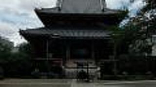 表参道駅近にあるお寺