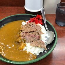 ステーキカレー690円