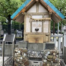 陶栄神社