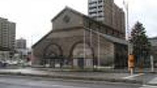 小樽市指定歴史的建造物の第一号です