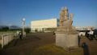 白鳥大橋の記念館もありました