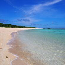白砂の絶景ビーチ