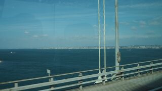 迫力を感じる橋