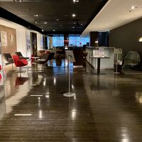 エントランスとロビー