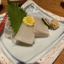 イカ刺しです。