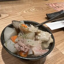 牛すじ塩煮込み