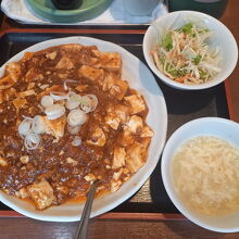 麻婆あんかけ焼きそば880円