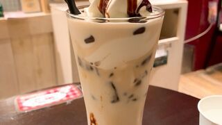 ミルク味が濃厚なソフトクリームは、安定の美味しさ!