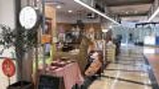 塩パン玉子サンドが有名！