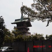 大雲院という寺院名は、織田信忠の法名から