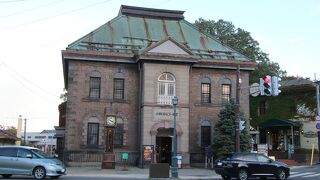 圧巻の数のオルゴールを見ていると楽しい気分になれます