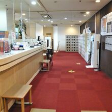 地下１階の施設とフロンと