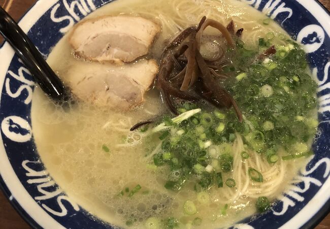 豚骨ラーメン