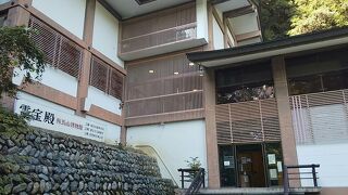 北方を守護する毘沙門天が勢揃いの「鞍馬山霊宝殿」