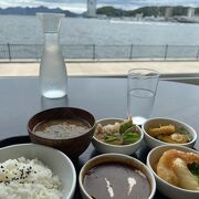 広島湾を眺めながら食事が出来るカフェ！