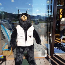 アウトドアショップのモンベル入口