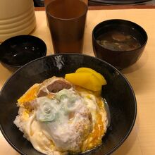 ミニカツ丼720円
