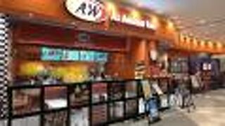 沖縄のファストフード店！