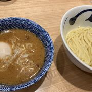 濃厚つけ麺おいしいです。