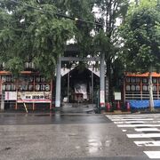 築地の神社