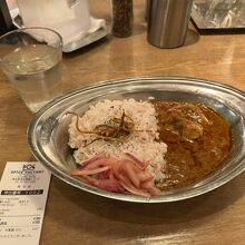 スパイシーチキンカレー