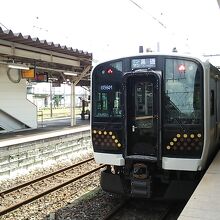 宇都宮から北へ行くときに乗った今風のデザインの新型車両