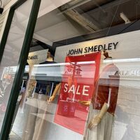 JOHN SMEDLEY (御殿場プレミアムアウトレット店)