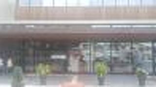 JR海田市駅から歩いて5分。目の前に旧本陣の千葉家があります