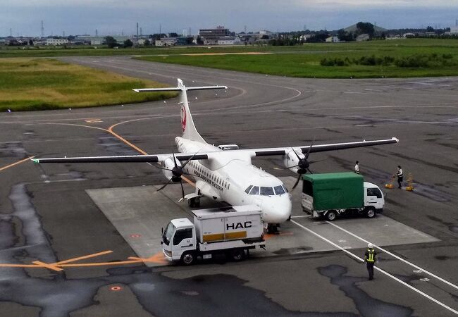 プロペラ機が見られる「丘珠空港」